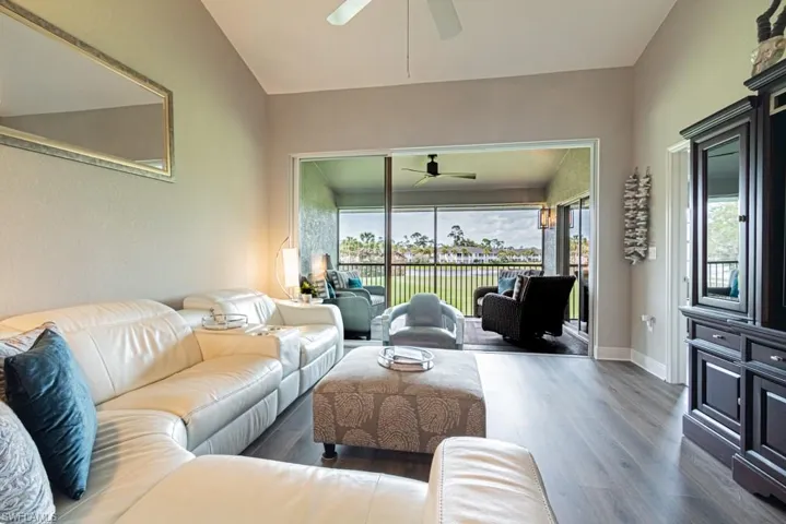 2205  Chesterbrook  CT, Naples, FL 34109