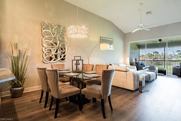 2205  Chesterbrook  CT, Naples, FL 34109