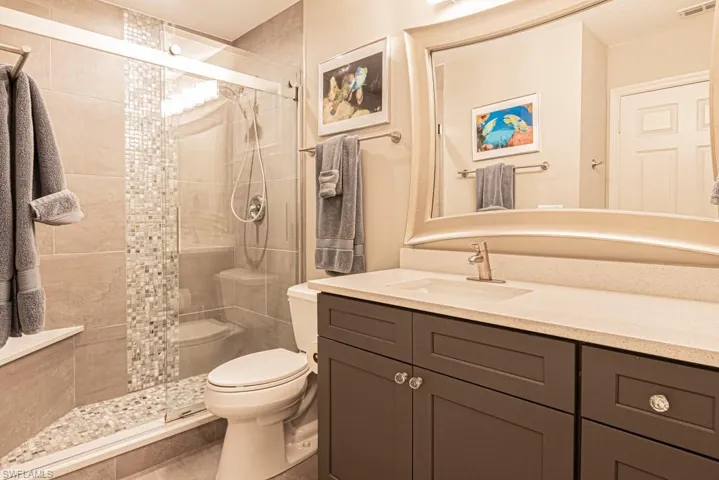 2205  Chesterbrook  CT, Naples, FL 34109