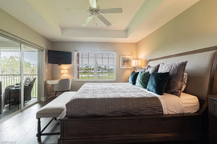 2205  Chesterbrook  CT, Naples, FL 34109