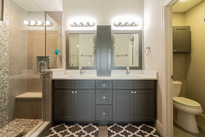 2205  Chesterbrook  CT, Naples, FL 34109