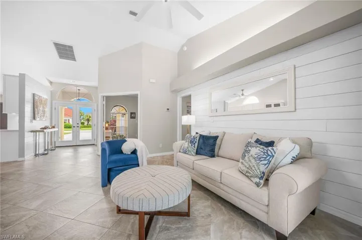 Vaulted ceilings that make you exhale the moment you walk in