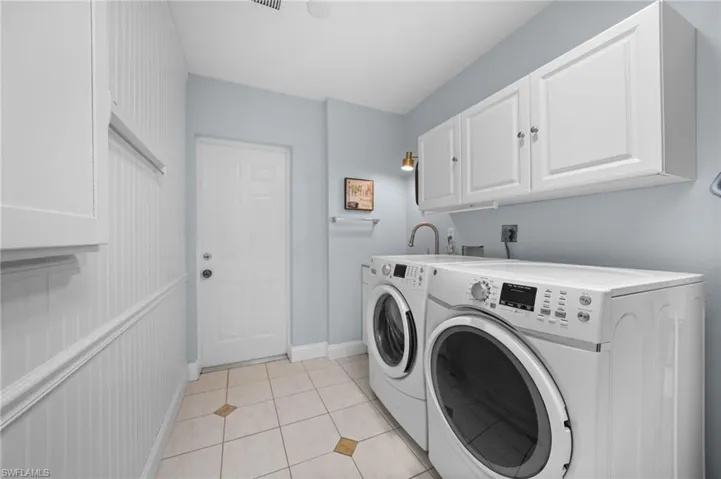 Laundry room with a large basin sink