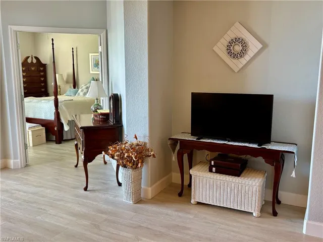 20011  Sanibel View  CIR, Fort Myers, FL 33908