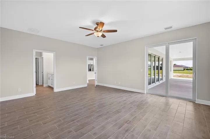 1204 Nw 19th St, Cape Coral, Florida 33993