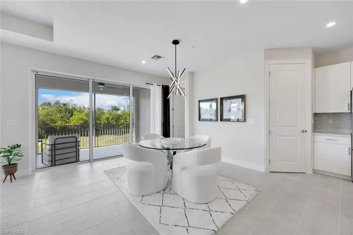 316  Indies W DR, Naples, FL 34114