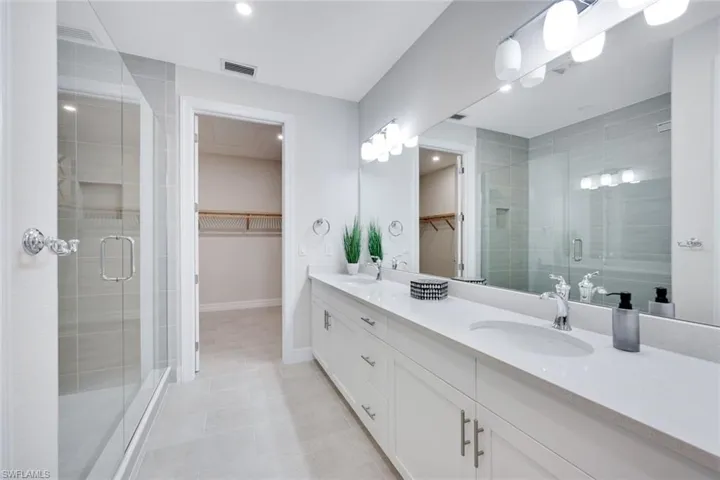 316  Indies W DR, Naples, FL 34114