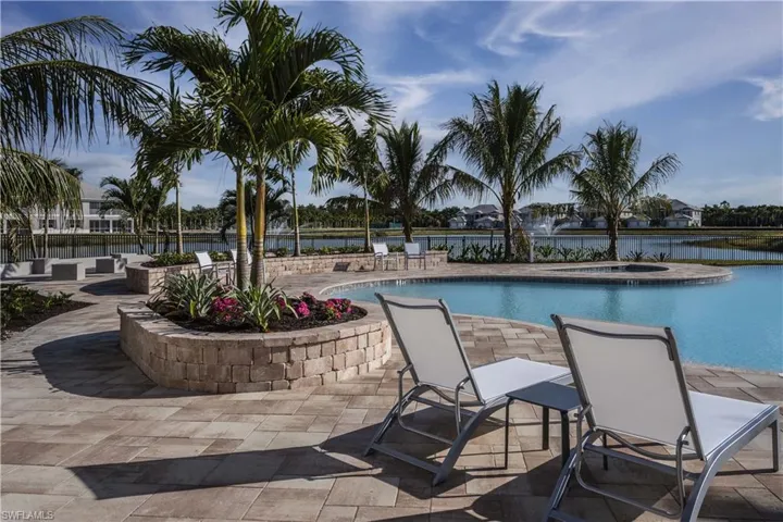 316  Indies W DR, Naples, FL 34114