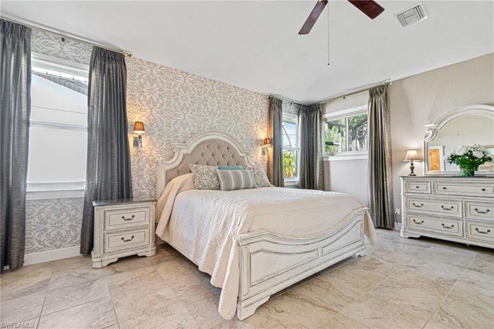1513 SW 49th TER, CAPE CORAL FL 33914