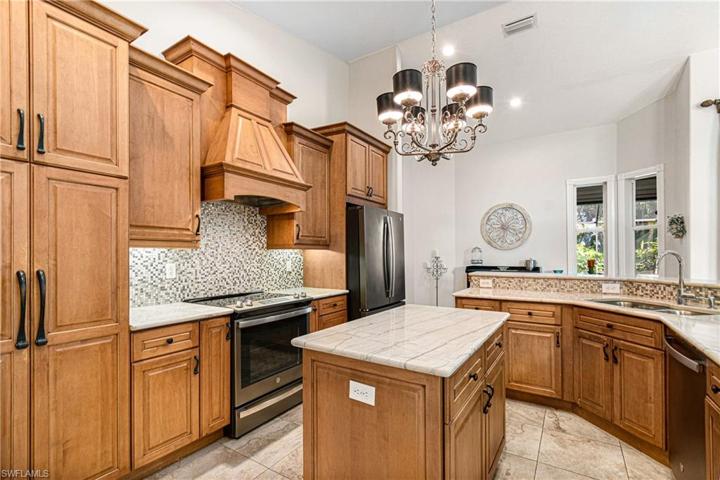 1513 SW 49th TER, CAPE CORAL FL 33914