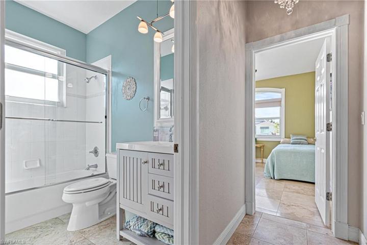 1513 SW 49th TER, CAPE CORAL FL 33914