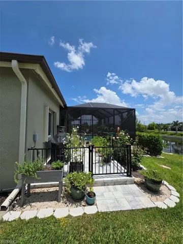 2547 Sw 5th Ave, Cape Coral, Florida 33914