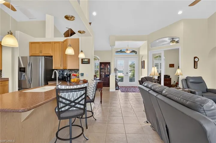 2547 Sw 5th Ave, Cape Coral, Florida 33914