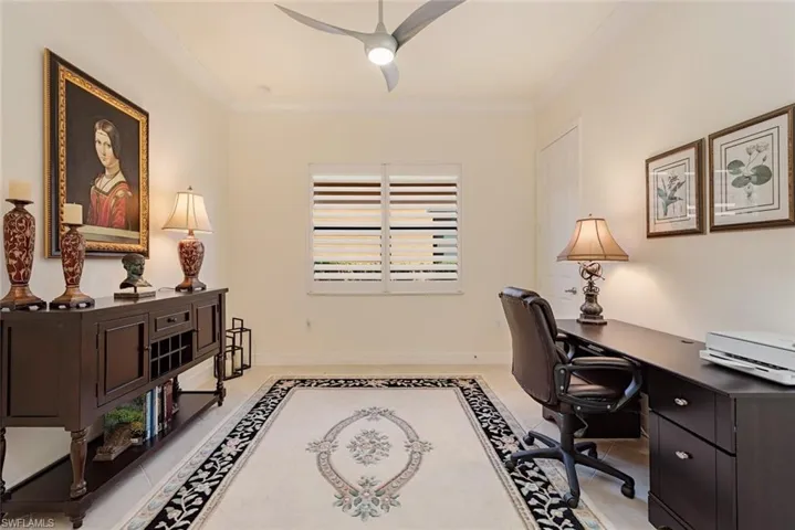 2863  Cinnamon Bay  CIR, Naples, FL 34119