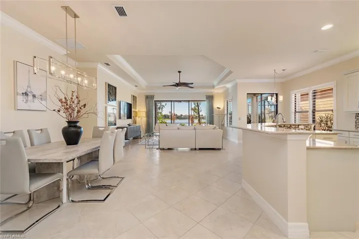 2863  Cinnamon Bay  CIR, Naples, FL 34119