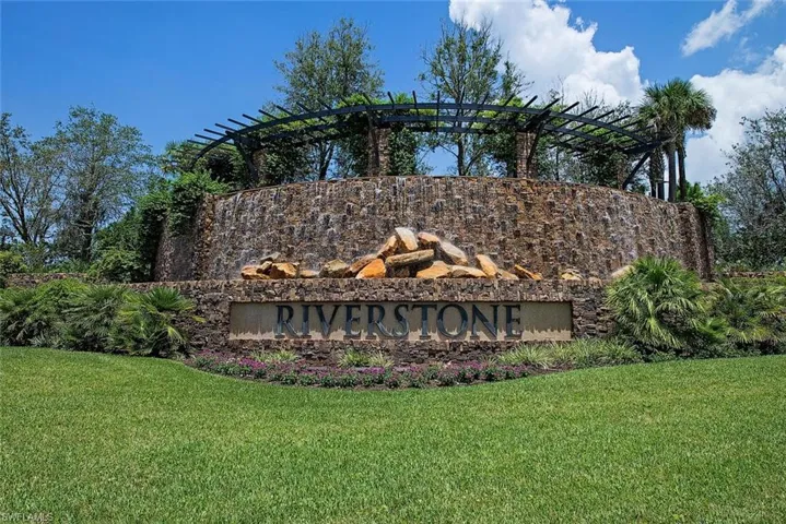 2863  Cinnamon Bay  CIR, Naples, FL 34119