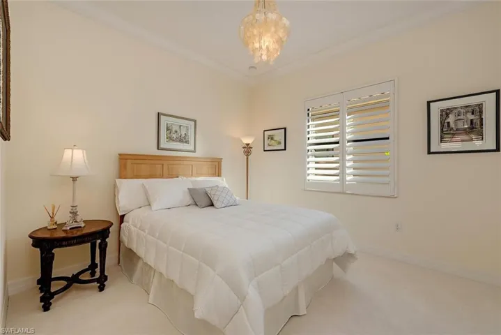 2863  Cinnamon Bay  CIR, Naples, FL 34119