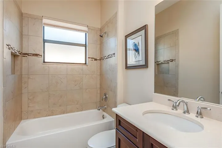 2863  Cinnamon Bay  CIR, Naples, FL 34119