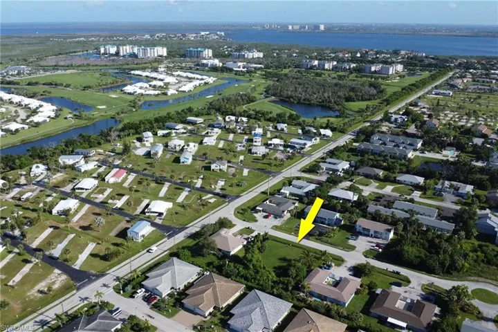 13410 Pine Needle Ln, Fort Myers, Florida 33908