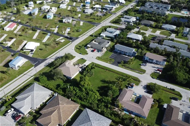 13410 Pine Needle Ln, Fort Myers, Florida 33908
