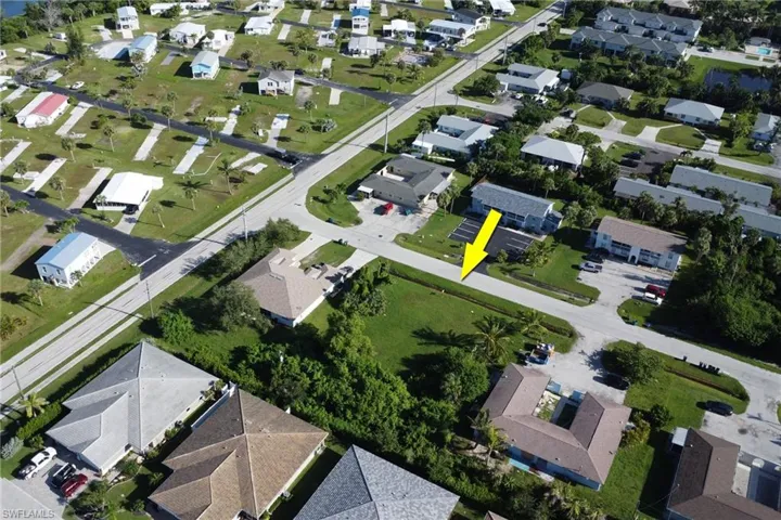13410 Pine Needle Ln, Fort Myers, Florida 33908