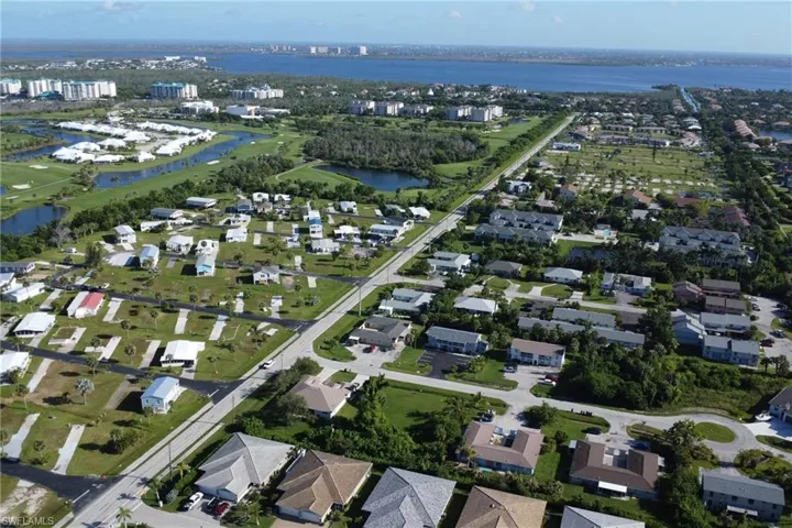 13410 Pine Needle Ln, Fort Myers, Florida 33908
