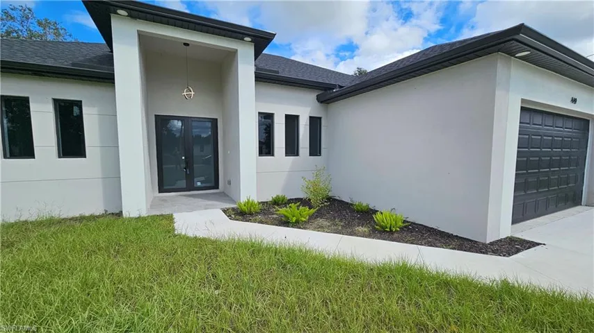 449 Redwing St, Lehigh Acres, Florida 33974