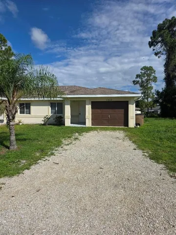 2408 Joe Ave S, Lehigh Acres, Florida 33973