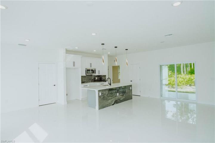 3801 E 10th ST, LEHIGH ACRES FL 33972
