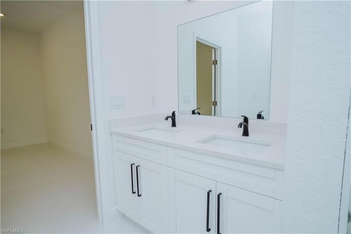 3801 E 10th ST, LEHIGH ACRES FL 33972