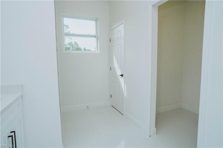 3801 E 10th ST, LEHIGH ACRES FL 33972