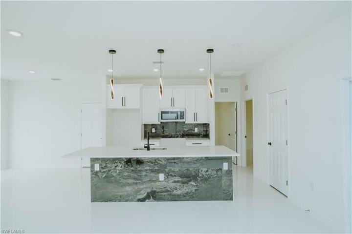 3801 E 10th ST, LEHIGH ACRES FL 33972