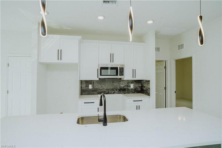 3801 E 10th ST, LEHIGH ACRES FL 33972