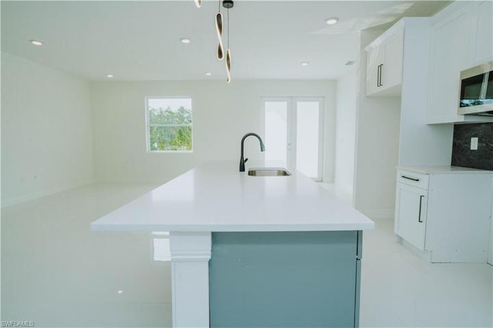 3801 E 10th ST, LEHIGH ACRES FL 33972