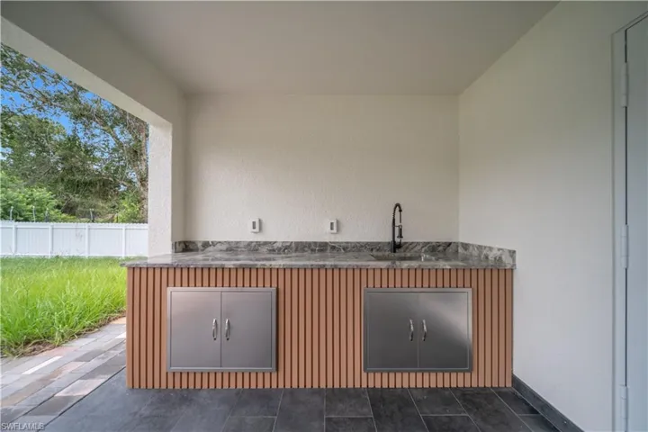 174 Blakely Ave S, Lehigh Acres, Florida 33974