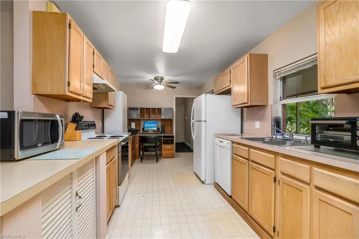 28023 Westbrook Dr, Bonita Springs Fl 34135