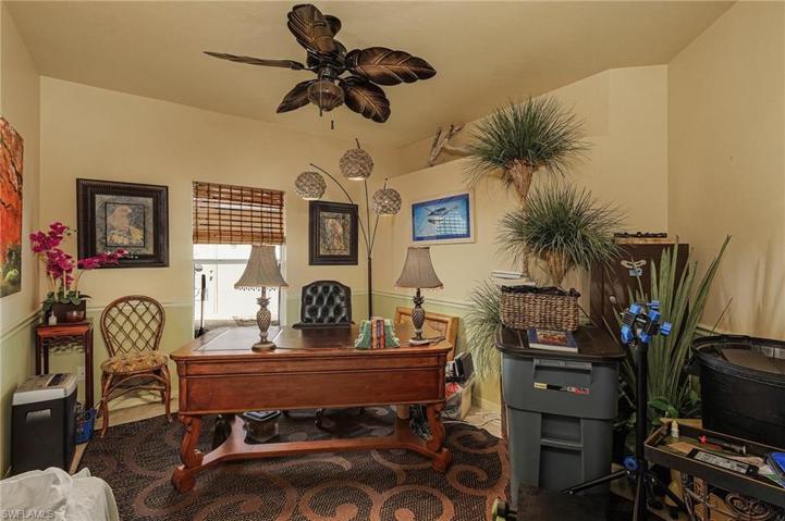 Home Office /  Den