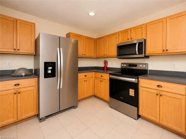 3008 63rd St W, Lehigh Acres, Florida 33971