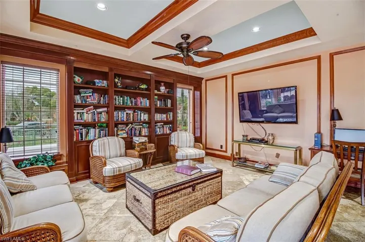 1240 Wildwood Lakes Blvd 104, Naples, Florida 34104