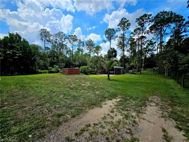 View of yard featuring a hot tub