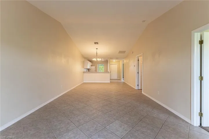 717 SE 8th  ST, Cape Coral, FL 33990