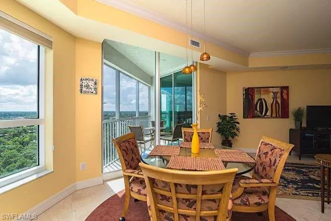 295  Grande  WAY, Naples, FL 34110