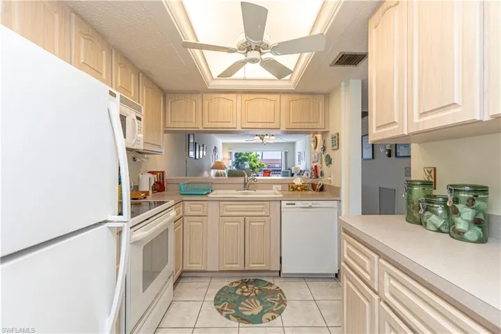 4549 SE 5th  PL, Cape Coral, FL 33904