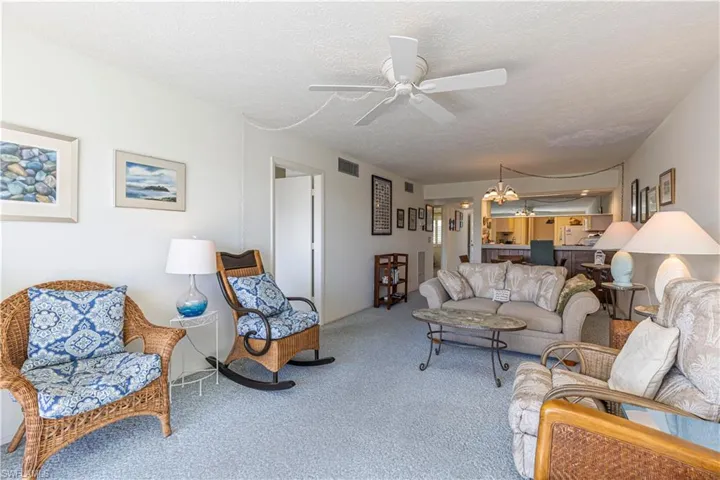 4549 SE 5th  PL, Cape Coral, FL 33904