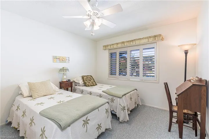 4549 SE 5th  PL, Cape Coral, FL 33904