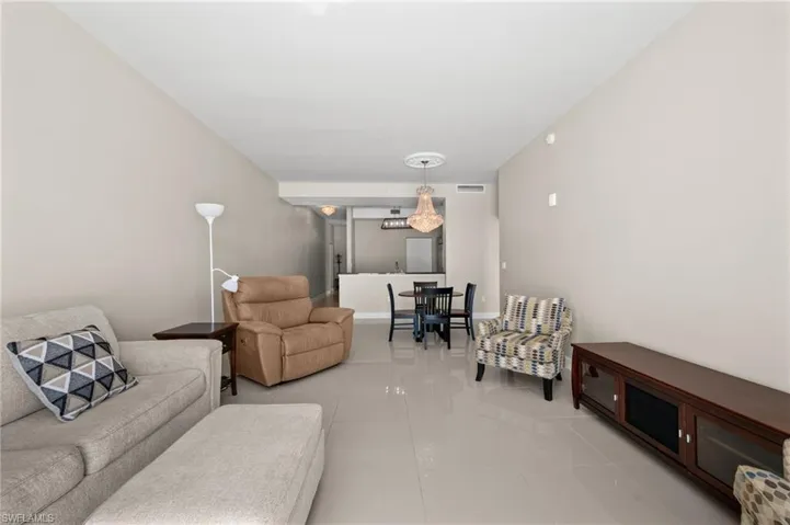 3000 Oasis Grand Blvd 401, Fort Myers, Florida 33916