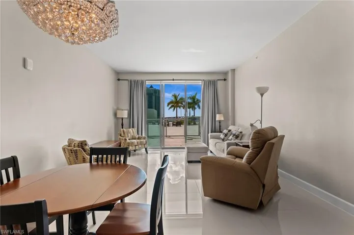 3000 Oasis Grand Blvd 401, Fort Myers, Florida 33916