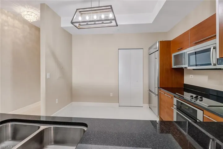 3000 Oasis Grand Blvd 401, Fort Myers, Florida 33916