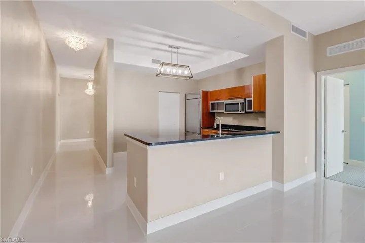 3000 Oasis Grand Blvd 401, Fort Myers, Florida 33916