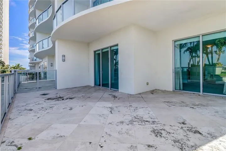 3000 Oasis Grand Blvd 401, Fort Myers, Florida 33916